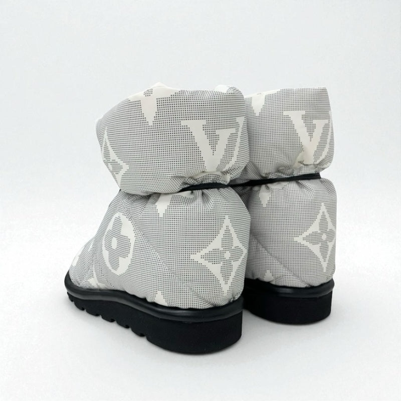 ルイヴィトン LOUIS VUITTON ピローライン モノグラム ブーツ ショートブーツ 靴 シューズ ナイロン ホワイト ブラック 未使用 アンクルブーツ