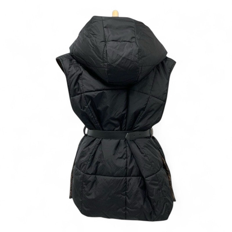 ルイヴィトン LOUIS VUITTON アウター ブラック スリーブレスピローパファーラップジャケット モノグラム ダウンベスト ベルト