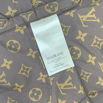 ルイヴィトン LOUIS VUITTON アウター ブラック スリーブレスピローパファーラップジャケット モノグラム ダウンベスト ベルト
