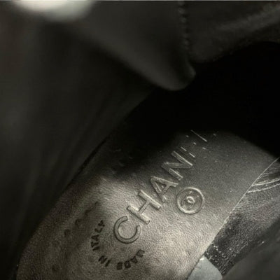 シャネル CHANEL ブーツ ショートブーツ 靴 シューズ レザー ブラック 黒 マトラッセ レースアップ ココマーク
