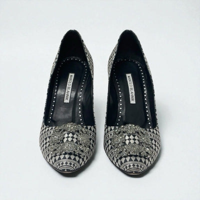マノロブラニク MANOLO BLAHNIK ハンギシ パンプス 靴 シューズ ファブリック シルバー ブラック ビジュー パーティーシューズ