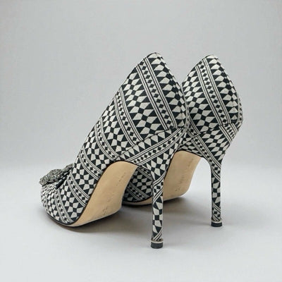 マノロブラニク MANOLO BLAHNIK ハンギシ パンプス 靴 シューズ ファブリック シルバー ブラック ビジュー パーティーシューズ