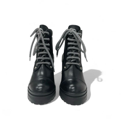 ミュウミュウ MIUMIU ブーツ ショートブーツ 靴 シューズ レザー ブラック 黒 レースアップ ビジュー