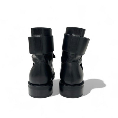 ルイヴィトン LOUIS VUITTON ワンダーランドライン ブーツ ショートブーツ 靴 シューズ レザー ブラック 黒 ゴールド アンクルブーツ レースアップ LV金具 ベルト