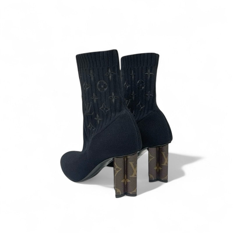 ルイヴィトン LOUIS VUITTON シルエットライン モノグラム ブーツ ショートブーツ 靴 シューズ ファブリック レザー ブラック ブラウン アンクルブーツ ニット ソックスブーツ