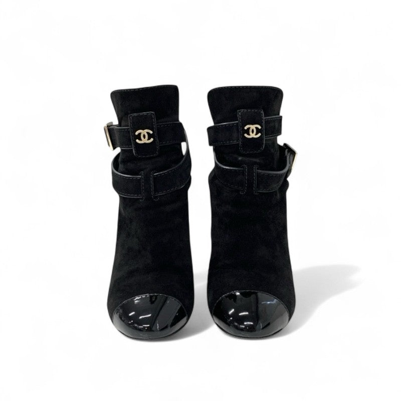 シャネル CHANEL ブーツ ショートブーツ 靴 シューズ スエード パテント ブラック 黒 ココマーク ベルト