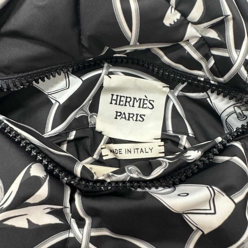 エルメス HERMES アウター ポリエステル ダウンベスト Promenade du Matin リバーシブル ブラック