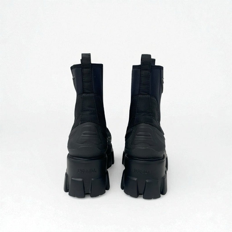 プラダ PRADA モノリス ブーツ ショートブーツ 靴 シューズ ナイロン ラバー ブラック Re-Nylon トライアングルロゴ