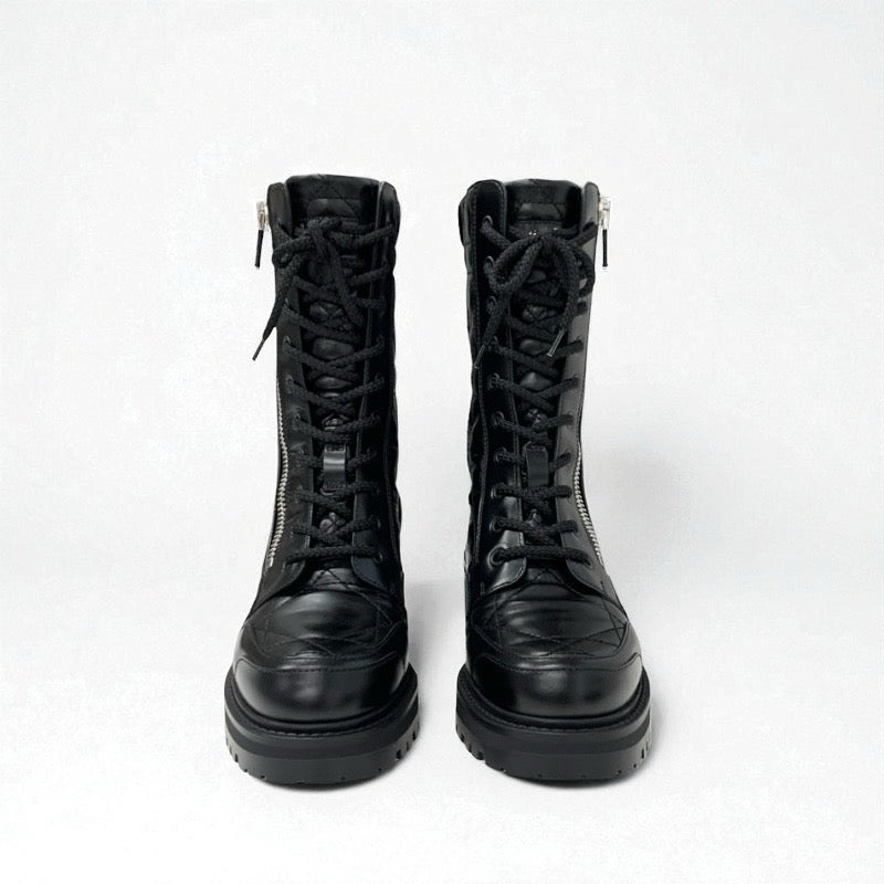 クリスチャンディオール CHRISTIAN DIOR D-LEADER ブーツ ショートブーツ 靴 シューズ ラムスキン ブラック 黒 ロゴ カナージュ キルティング ミドルブーツ ファスナー レースアップ