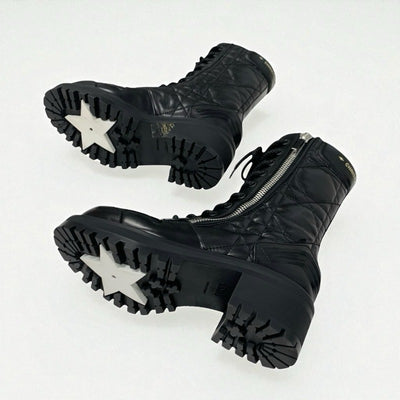 クリスチャンディオール CHRISTIAN DIOR D-LEADER ブーツ ショートブーツ 靴 シューズ ラムスキン ブラック 黒 ロゴ カナージュ キルティング ミドルブーツ ファスナー レースアップ