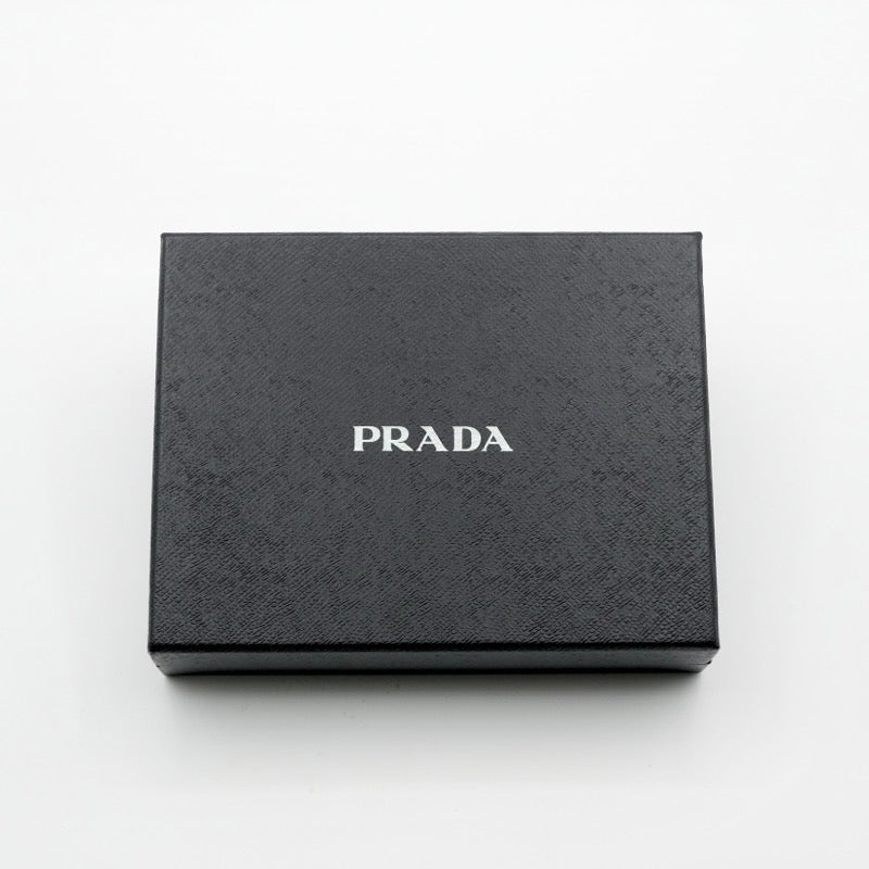 プラダ PRADA 携帯・スマホアクセサリー ホワイト ゴールド サフィアーノ ミニバッグ トライアングルロゴ フォンケース モバイルポーチ ポシェット
