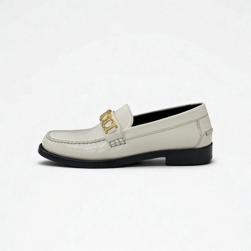 グッチ GUCCI ローファー 革靴 靴 シューズ レザー ベージュ ゴールド メタルロゴ