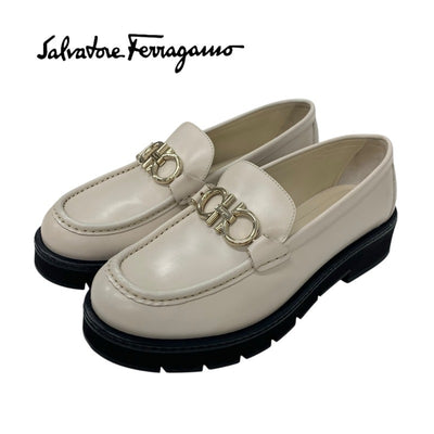 フェラガモ FERRAGAMO ROLO LUG ローファー 革靴 靴 シューズ レザー アイボリー シルバー ガンチーニ 厚底 プラットフォーム