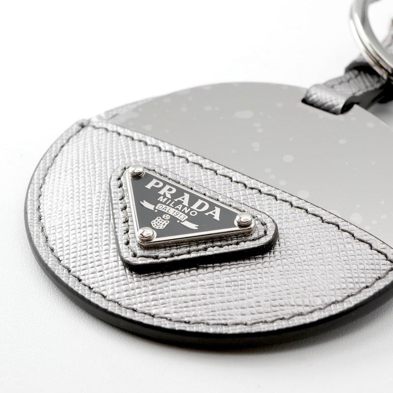 プラダ PRADA チャーム レザー シルバー 未使用 トライアングルロゴ ミラー キーリング