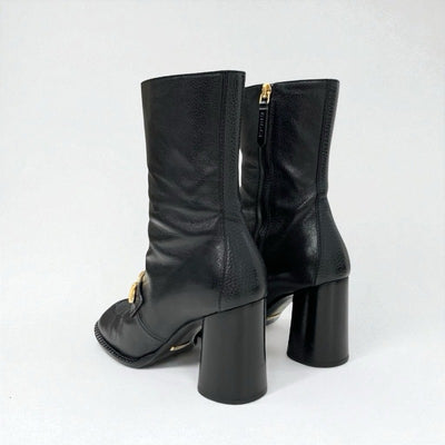 グッチ GUCCI ブーツ ショートブーツ 靴 シューズ レザー ブラック ゴールド チェーンベルト