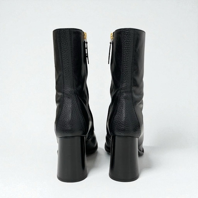 グッチ GUCCI ブーツ ショートブーツ 靴 シューズ レザー ブラック ゴールド チェーンベルト