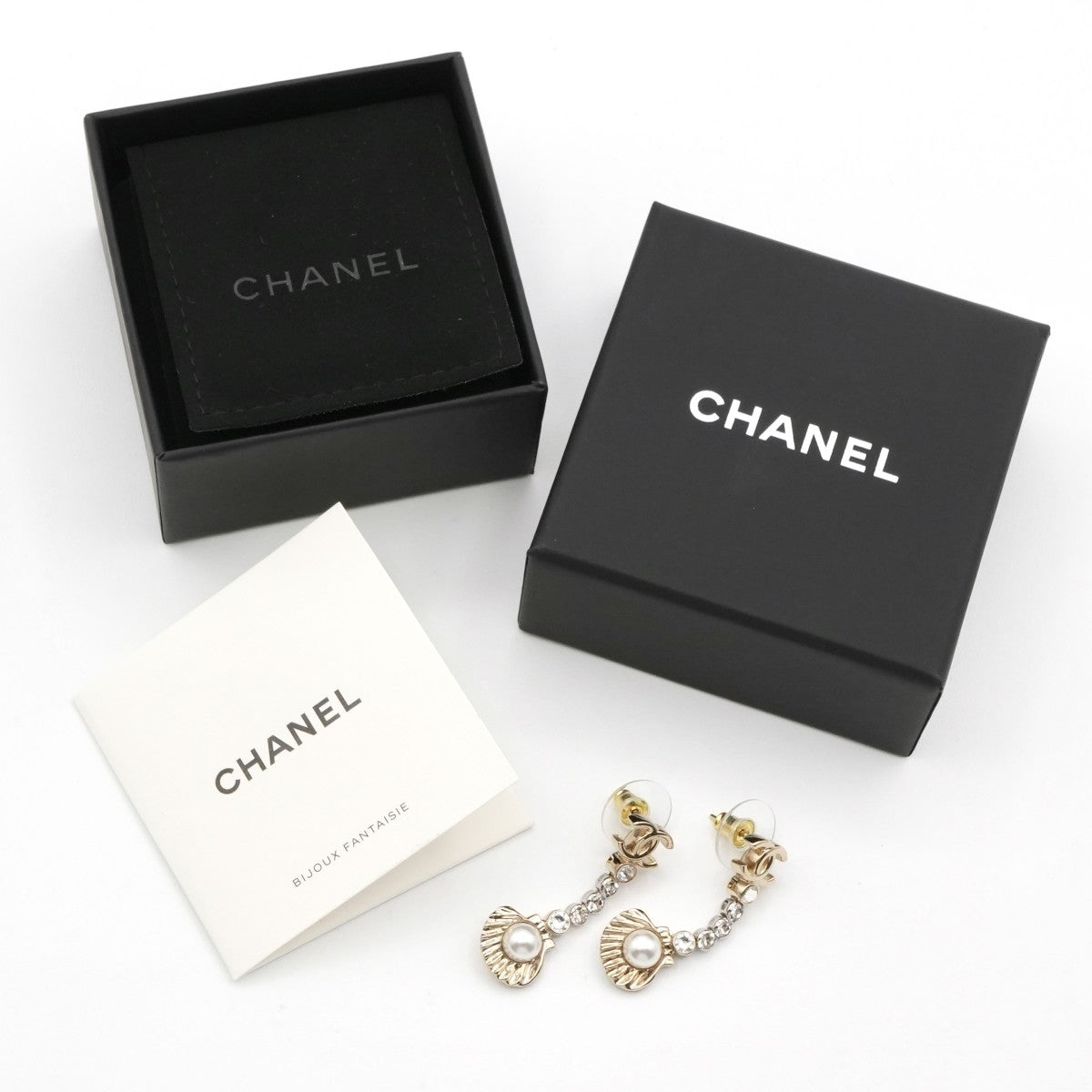 シャネル CHANEL ピアス イヤリング ゴールド ココマーク ドロップピアス 貝殻 ラインストーン