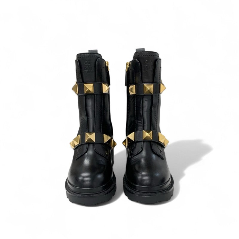 ヴァレンティノ VALENTINO ブーツ ショートブーツ 靴 シューズ カーフスキン ブラック 黒 ゴールド ローマンスタッズ コンバットブーツ