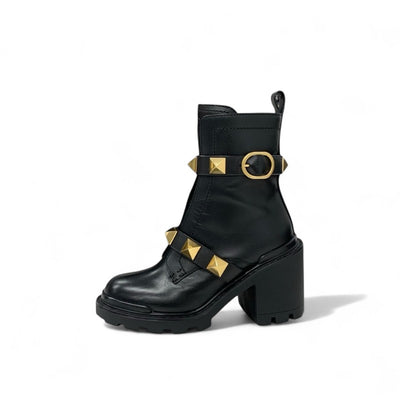 ヴァレンティノ VALENTINO ブーツ ショートブーツ 靴 シューズ カーフスキン ブラック 黒 ゴールド ローマンスタッズ コンバットブーツ