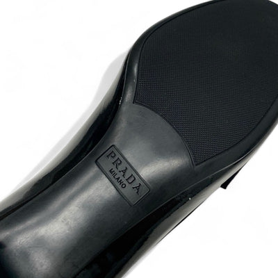 プラダ PRADA ローファー 革靴 靴 シューズ パテント ブラック 未使用 ロゴ