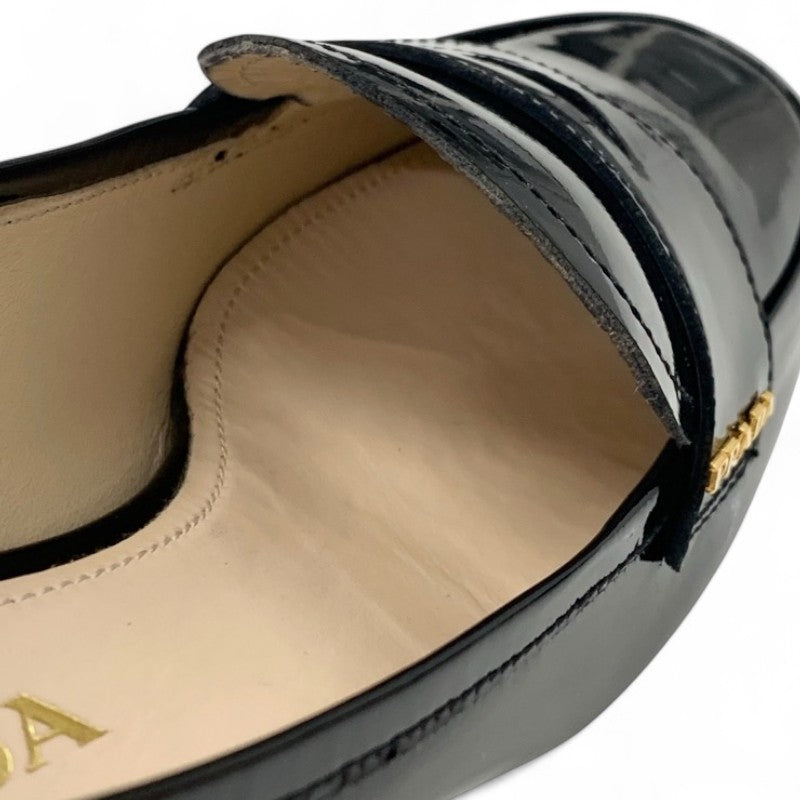 プラダ PRADA ローファー 革靴 靴 シューズ パテント ブラック 未使用 ロゴ