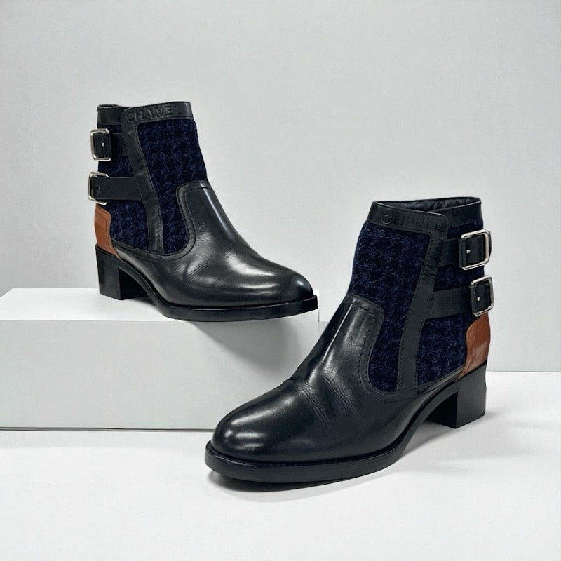 シャネル CHANEL ブーツ ショートブーツ 靴 シューズ ツイード ブラック ネイビー ブラウン ロゴ ベルト シャネル CHANEL ブーツ ショートブーツ 靴 シューズ ツイード