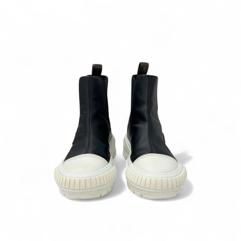 ルイヴィトン LOUIS VUITTON スクァッドライン モノグラム ブーツ ショートブーツ 靴 シューズ レザー ブラック ホワイト アンクルブーツ ロゴ サイドゴア ハイカットスニーカー