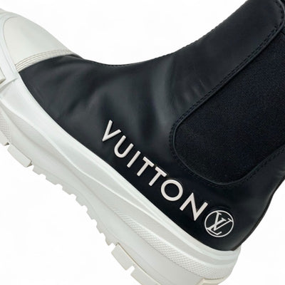 ルイヴィトン LOUIS VUITTON スクァッドライン モノグラム ブーツ ショートブーツ 靴 シューズ レザー ブラック ホワイト アンクルブーツ ロゴ サイドゴア ハイカットスニーカー