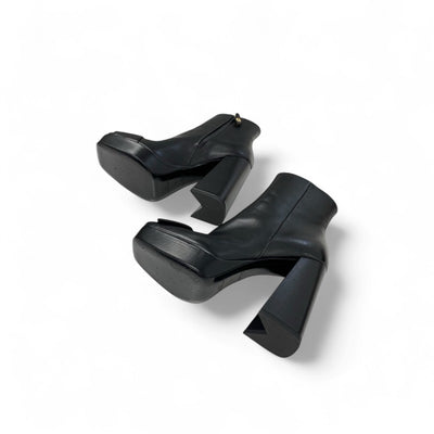 ルイヴィトン LOUIS VUITTON シェイクライン ブーツ ショートブーツ 靴 シューズ レザー ブラック ゴールド ロゴ アンクルブーツ