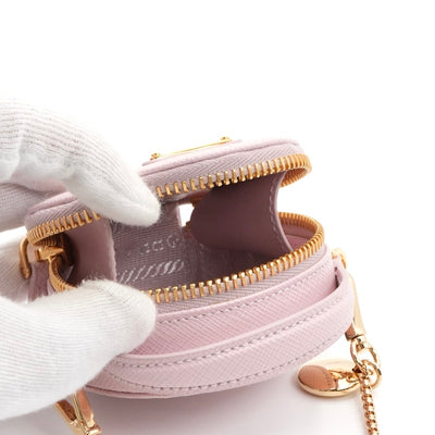 プラダ PRADA ポーチ ピンク ゴールド 未使用 トライアングルロゴ サフィアーノレザー ミニポーチ チャーム ケース