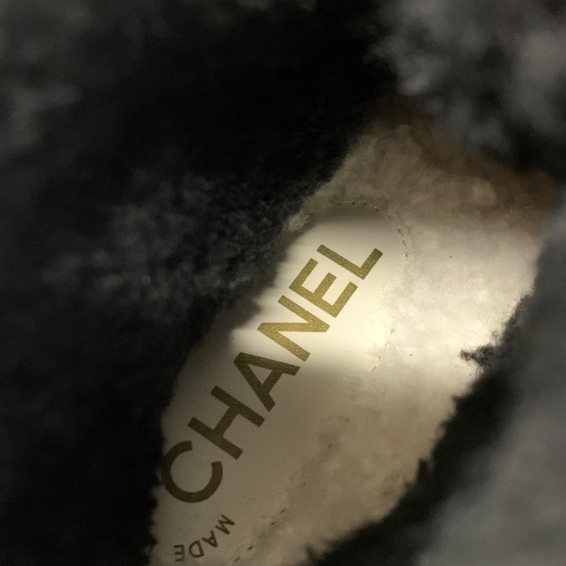 シャネル CHANEL ブーツ ショートブーツ 靴 シューズ レザー ムートン アイボリー ブラック 未使用 ココマーク スノーブーツ
