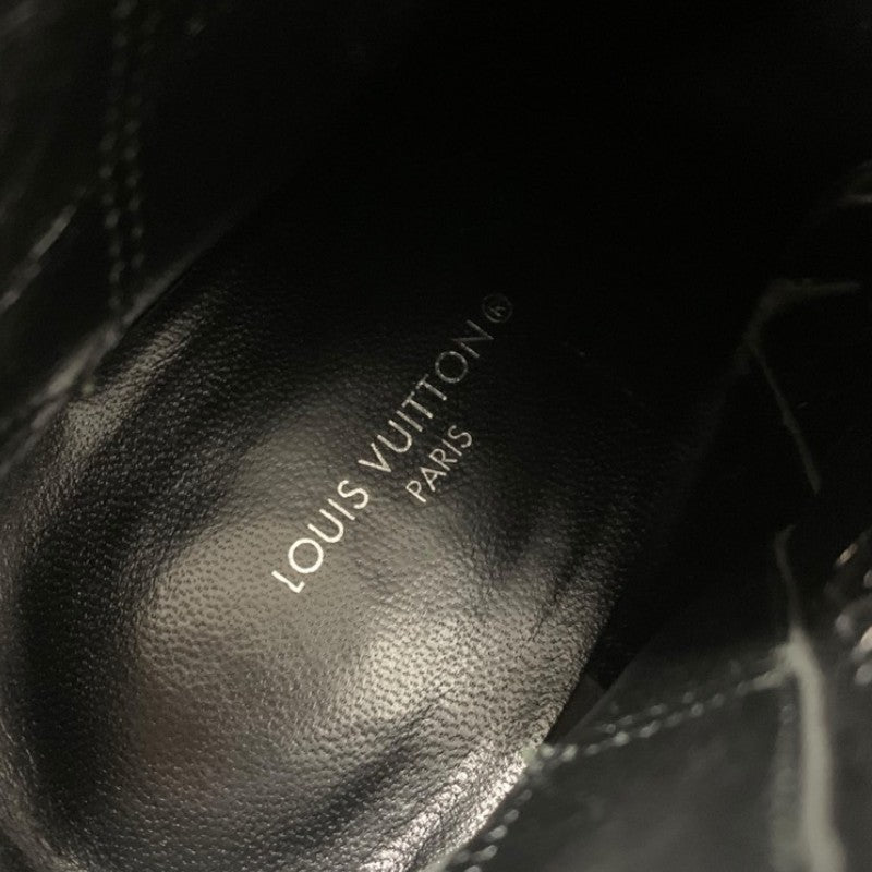 ルイヴィトン LOUIS VUITTON シルエットライン モノグラム ブーツ ショートブーツ 靴 シューズ レザー ブラック ブラウン アンクルブーツ LVロゴ ベルト スタッズ