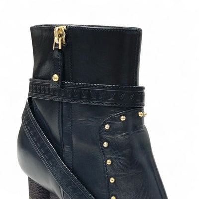 ルイヴィトン LOUIS VUITTON シルエットライン モノグラム ブーツ ショートブーツ 靴 シューズ レザー ブラック ブラウン アンクルブーツ LVロゴ ベルト スタッズ