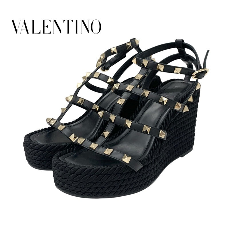 ヴァレンティノ VALENTINO サンダル 靴 シューズ レザー ブラック ゴールド ロックスタッズ ウェッジソール ストラップ