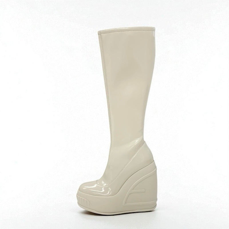 フェンディ FENDI ブーツ ロングブーツ 靴 シューズ パテント アイボリー ロゴ ニーハイ ウェッジソール 厚底