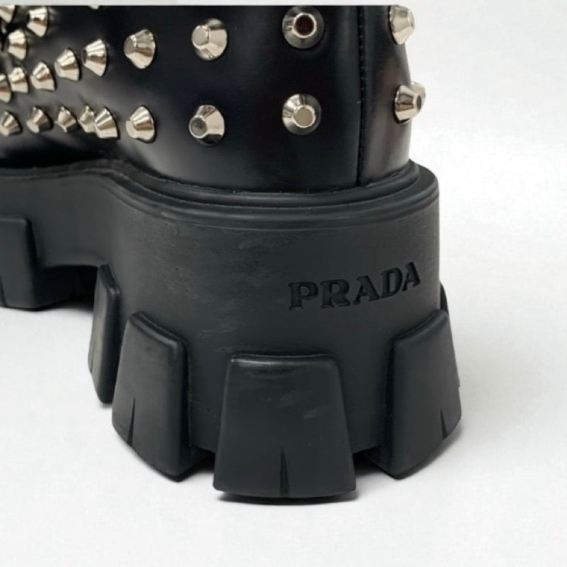 プラダ PRADA モノリス ローファー 革靴 靴 シューズ レザー ブラック 黒 シルバー スタッズ レースアップシューズ