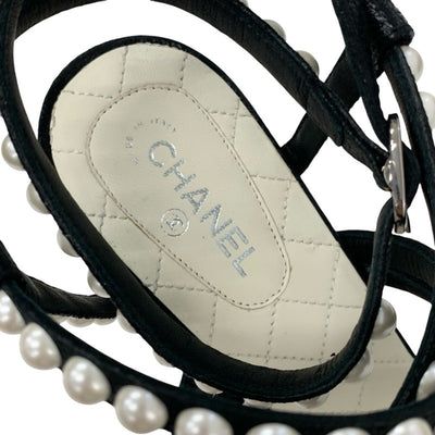 シャネル CHANEL サンダル 靴 シューズ レザー ブラック ホワイト ココマーク パール マトラッセ ストラップ