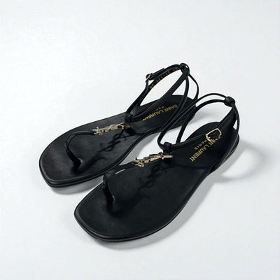 サンローラン SAINT LAURENT カサンドラ サンダル 靴 シューズ レザー ブラック 黒 ゴールド YSL金具 ストラップ トングサンダル