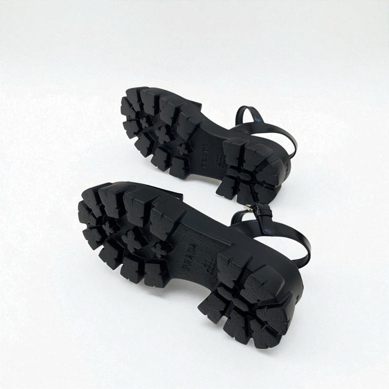 プラダ PRADA モノリス サンダル 靴 シューズ レザー ブラック 黒 ロゴ プラットフォーム ストラップ