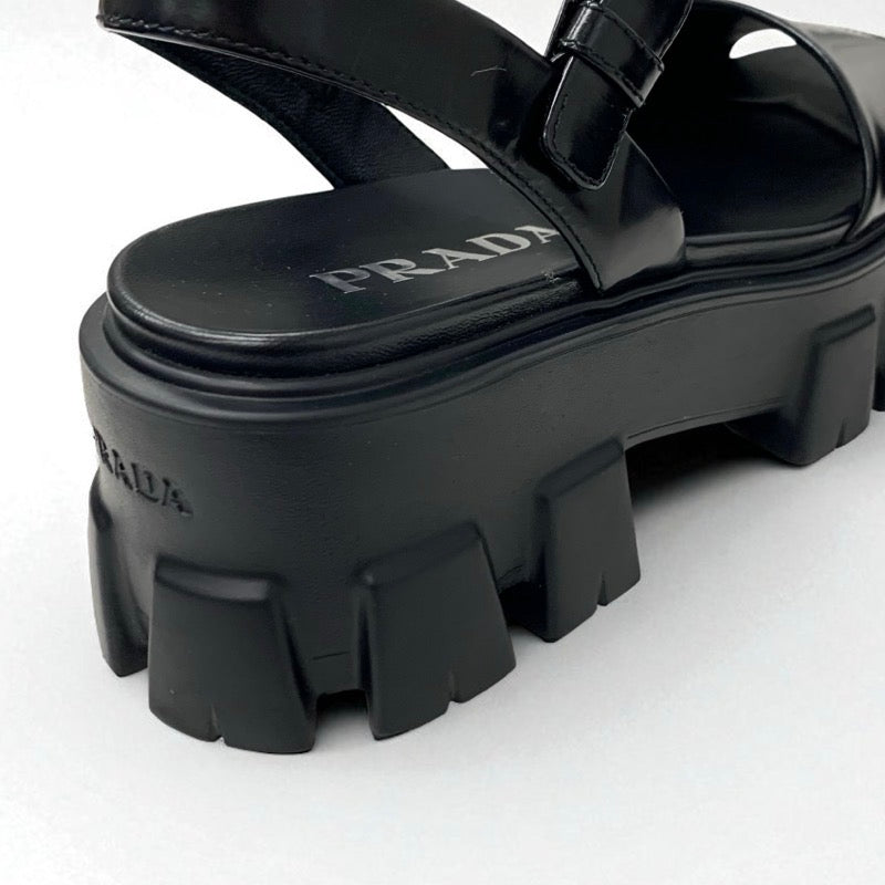 プラダ PRADA モノリス サンダル 靴 シューズ レザー ブラック 黒 ロゴ プラットフォーム ストラップ