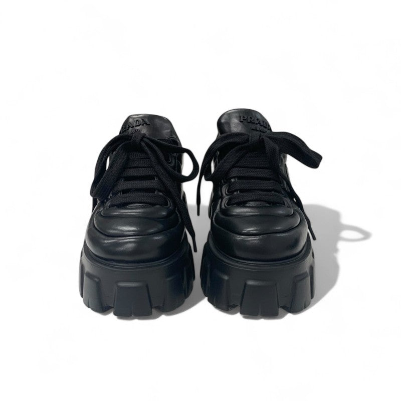 プラダ PRADA モノリス スニーカー 靴 シューズ レザー ブラック 黒 トライアングルロゴ