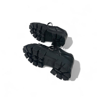 プラダ PRADA モノリス スニーカー 靴 シューズ レザー ブラック 黒 トライアングルロゴ