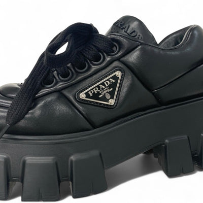 プラダ PRADA モノリス スニーカー 靴 シューズ レザー ブラック 黒 トライアングルロゴ