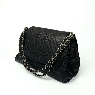 シャネル CHANEL バッグ ショルダーバッグ キャビアスキン ブラック 黒 マトラッセ ココマーク シングルフラップ チェーン
