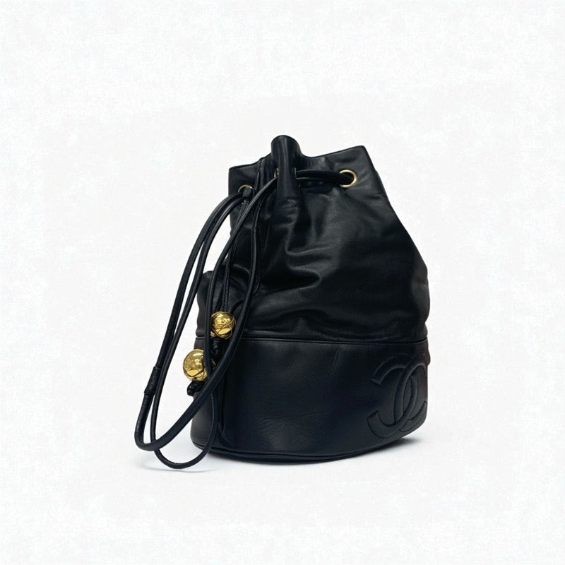 シャネル CHANEL バッグ ショルダーバッグ ブラック ゴールド ココマーク 巾着 ヴィンテージ