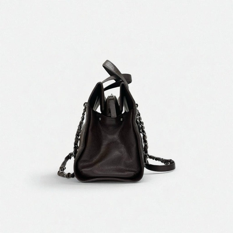 シャネル CHANEL バッグ ショルダーバッグ ブラウン シルバー ガンメタリック金具 マトラッセ キャビアスキン ココマーク チェーン 2WAYハンドバッグ