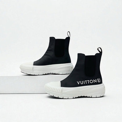 ルイヴィトン LOUIS VUITTON スクァッドライン モノグラム ブーツ ショートブーツ 靴 シューズ レザー ブラック ホワイト ロゴ サイドゴア アンクルブーツ ハイカットスニーカー
