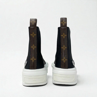 ルイヴィトン LOUIS VUITTON スクァッドライン モノグラム ブーツ ショートブーツ 靴 シューズ レザー ブラック ホワイト ロゴ サイドゴア アンクルブーツ ハイカットスニーカー