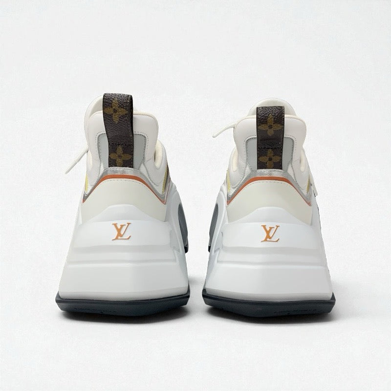 ルイヴィトン LOUIS VUITTON アークライト2.0 モノグラム スニーカー 靴 シューズ レザー ファブリック ホワイト 未使用 LVロゴ メッシュ