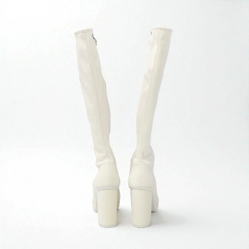 シャネル CHANEL ブーツ ロングブーツ 靴 シューズ スエード ホワイト 白 未使用 ロゴ ココマーク